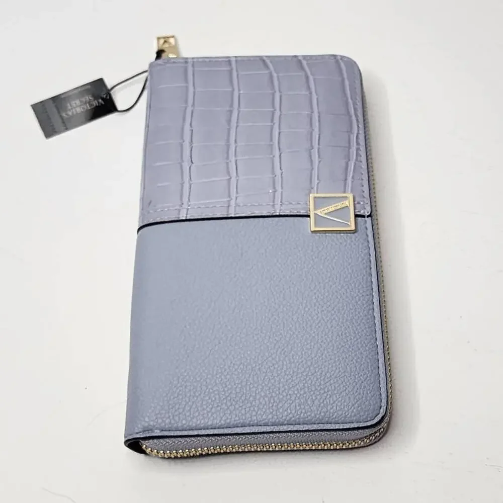 Victoria's Secret The Victoria Wallet Limited Edition Skyflower Blue Croc Pebble - Picture 6 of 10
